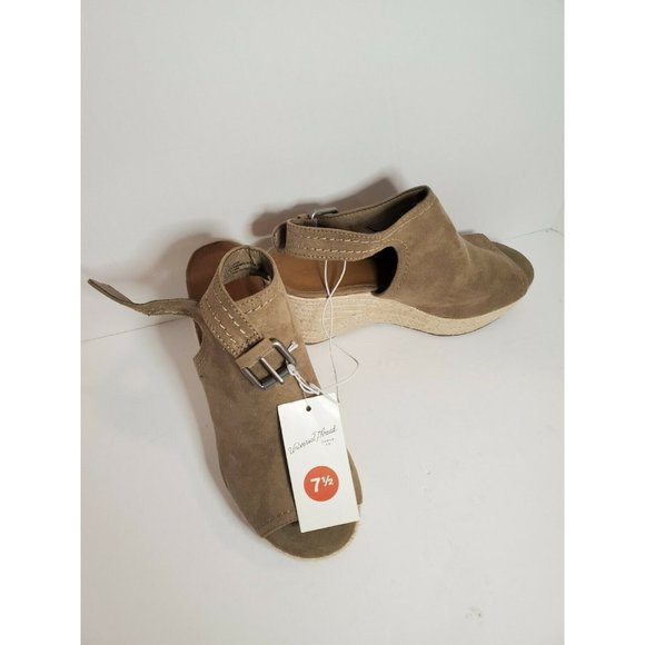 Women's Cayla Microsuede Shield Espadrille Wedge - Picture 2 of 2